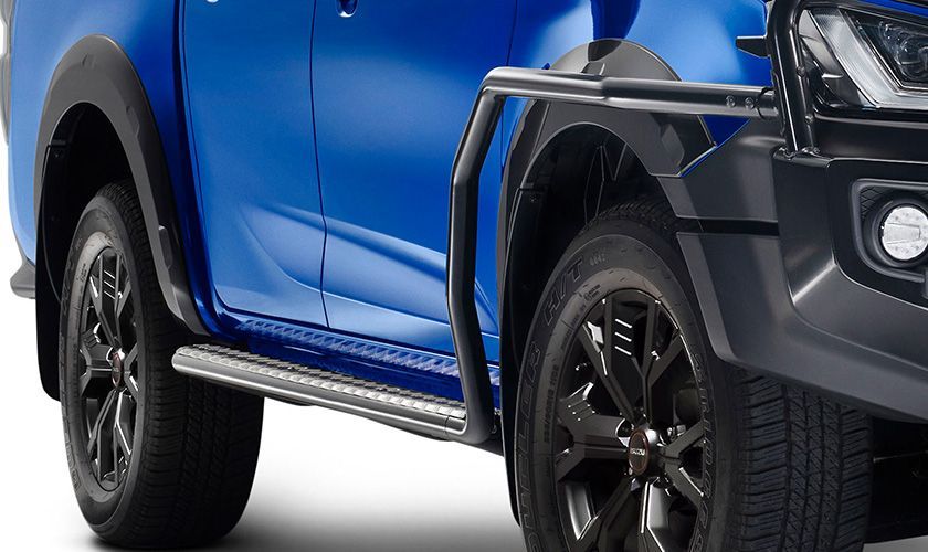 Isuzu Side Rails LH RH 5623646010